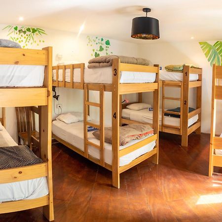 Rainbow Hostel Lima Extérieur photo