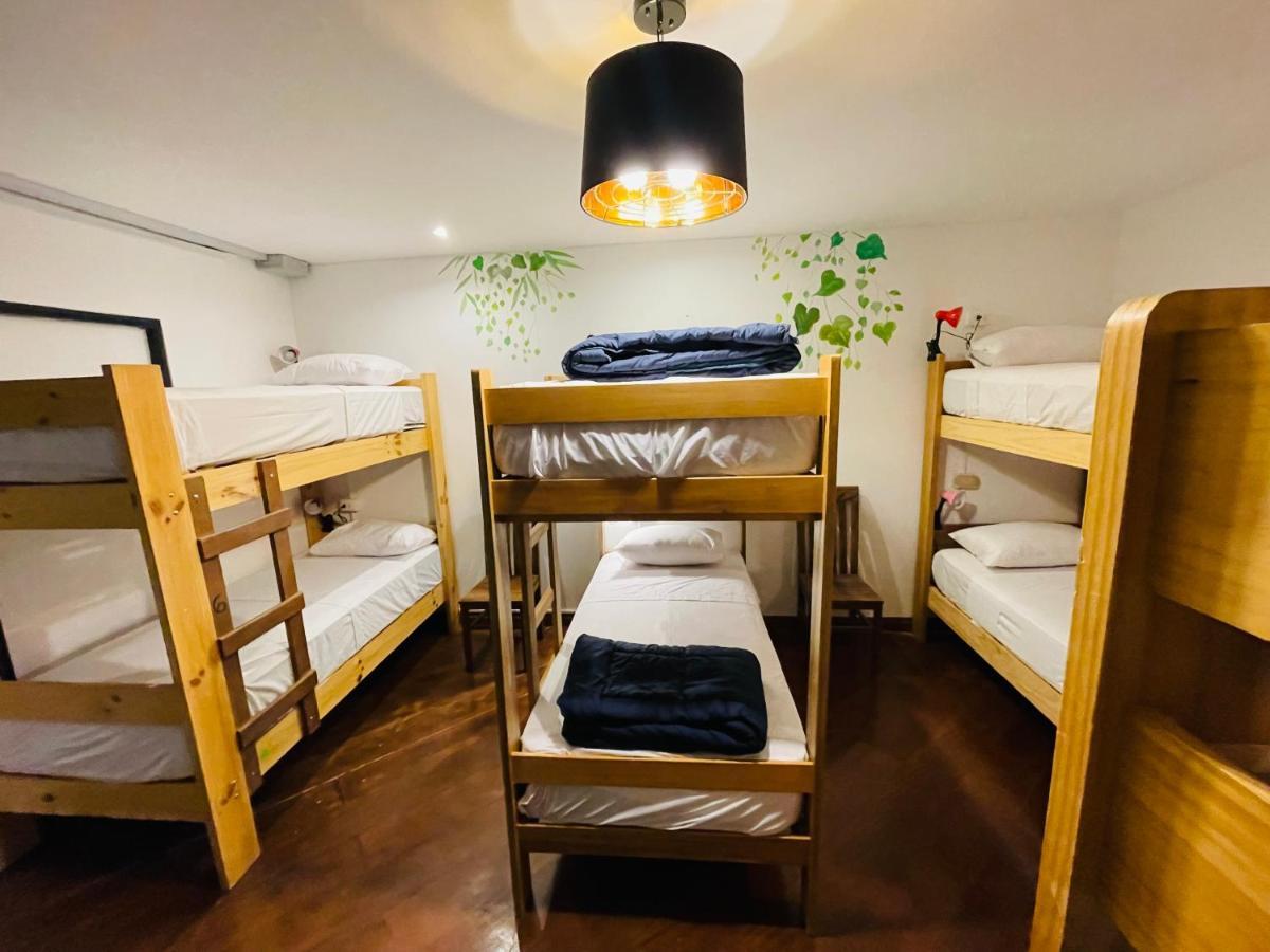 Rainbow Hostel Lima Extérieur photo